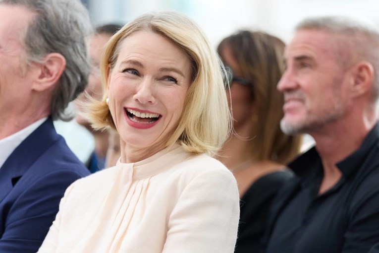 Slavna glumica (57) o starenju: "Više ni ne želim izgledati kao da imam 25"