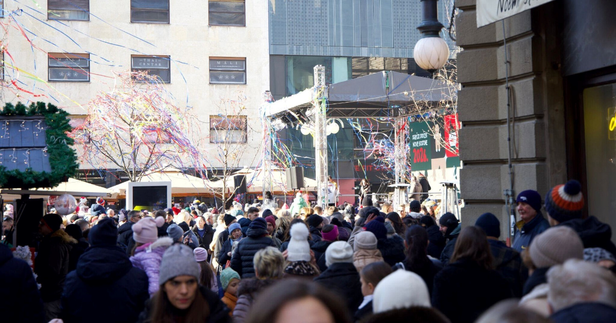 UŽIVO Kako izgleda Cvjetni trg na Staru godinu