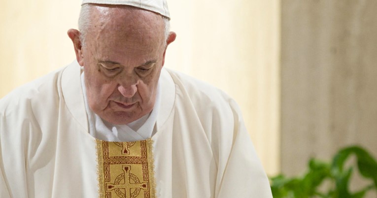 Papa napustio Vatikan prvi put u mjesec dana i pozvao na solidarnost
