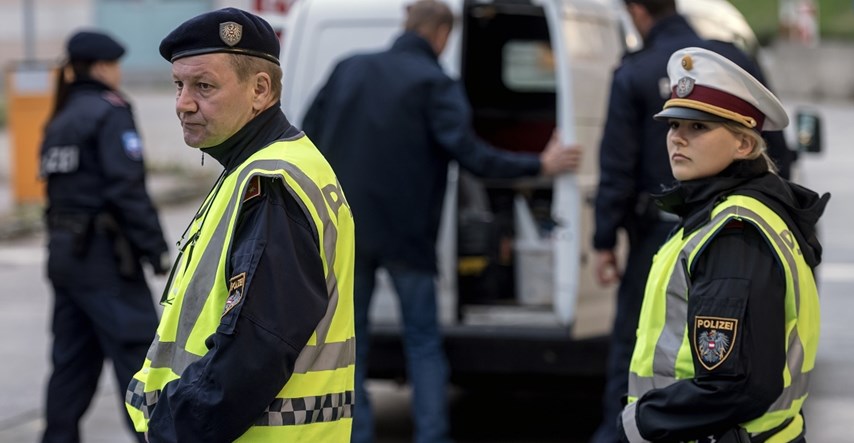 Više naoružanih policajaca u Beču nakon izvješća o mogućem islamističkom napadu