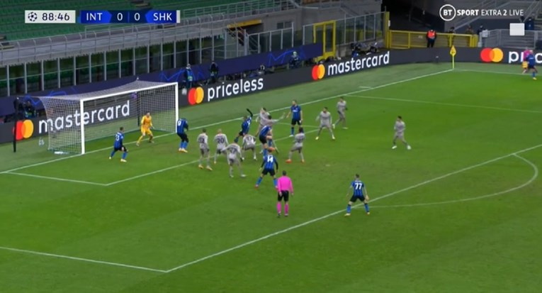 Pogledajte kako je nesretni Lukaku dvije minute prije kraja izbacio Inter iz Europe