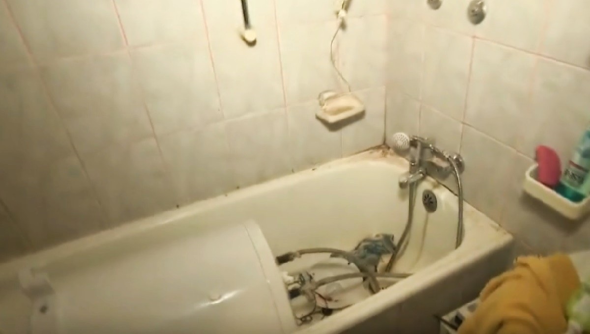 Žena iz Petrinje prala kosu za vrijeme potresa, bojler joj zamalo pao na glavu