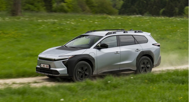 Toyota ne odustaje od neobičnog imena: bZ4X sad se nudi za broj veći od 43.400 eura