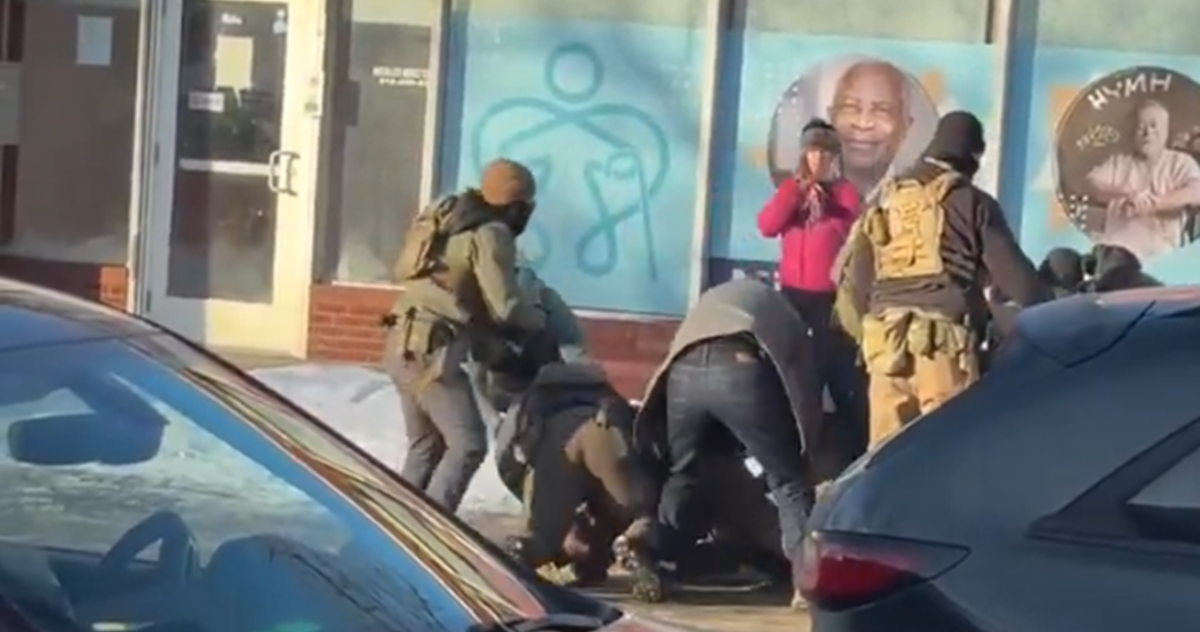 Agenti ICE-a ubili čovjeka u Minnesoti, drugi put u par tjedana. "Ovo je odvratno"