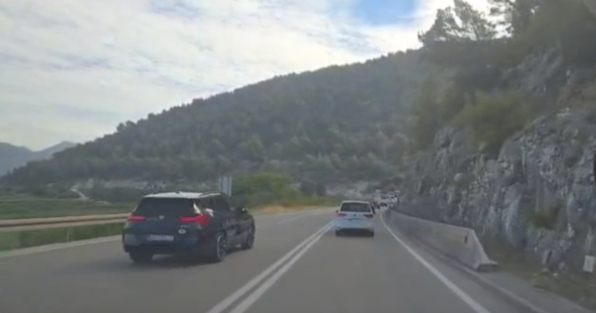 VIDEO BMW-om pretjecao na Pelješcu preko dvostruke pune crte, pogledajte