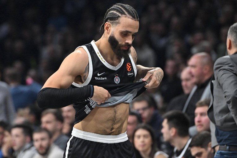 VIDEO Debakl Partizana u Euroligi. Doživio je najteži poraz ikad u Beogradu