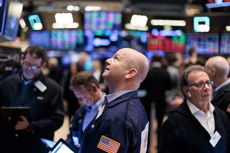 Wall Street blago porastao