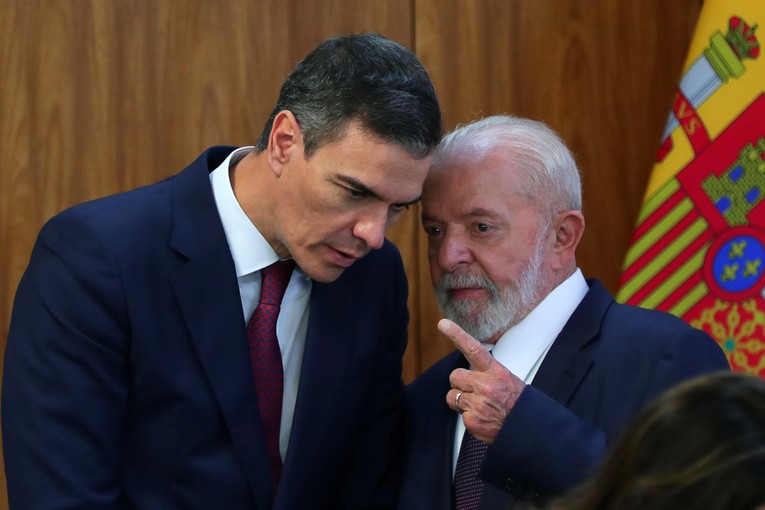 Sanchez i Lula okupljaju svjetsku ljevicu: "Val krajnje desnice se može zaustaviti"