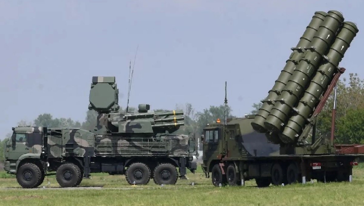 FOTO Srbija pokazala nove kineske rakete. Vučić: Ponosan sam