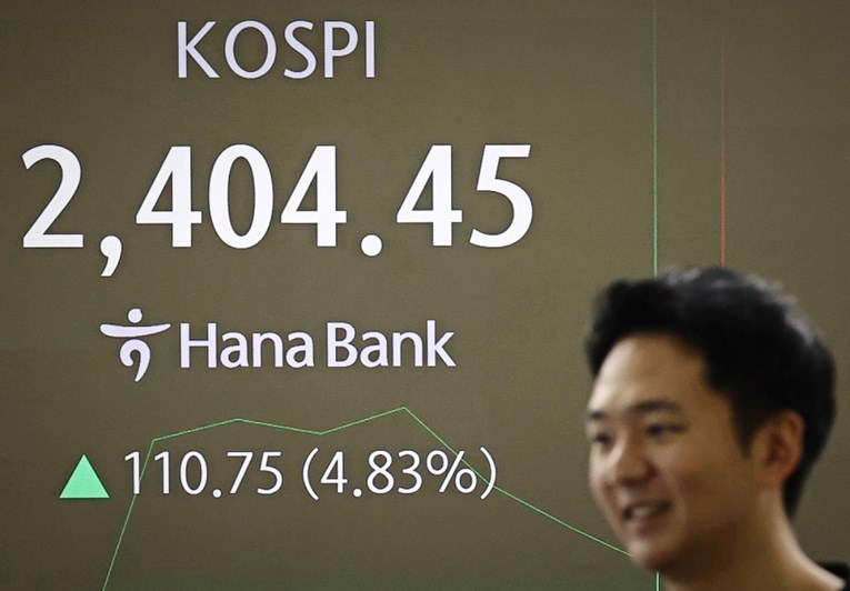 Azijske burze snažno porasle