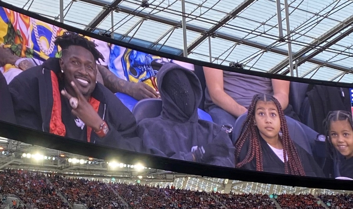Kad se na ekranu na Super Bowlu pojavio ovaj tip, čitav stadion je počeo zviždati