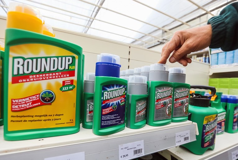 Austrija zabranila herbicid glifosat