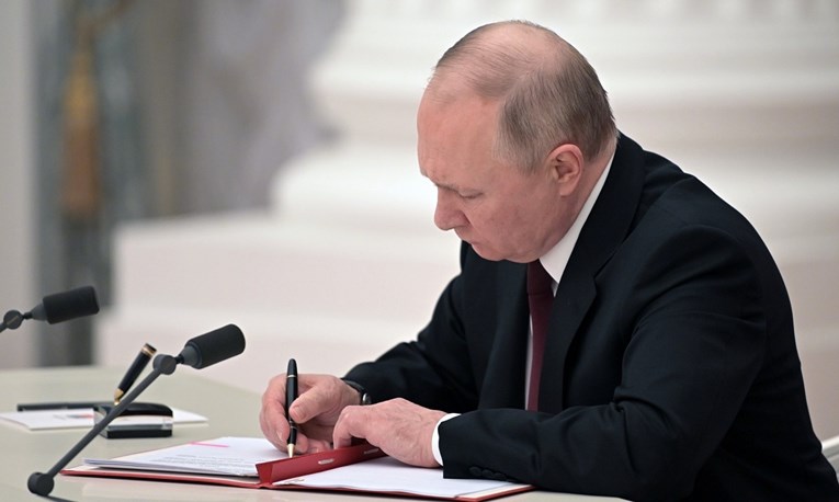 Parlamenti Donjecka i Luganska ratificirali sporazume, Rusija može graditi vojne baze