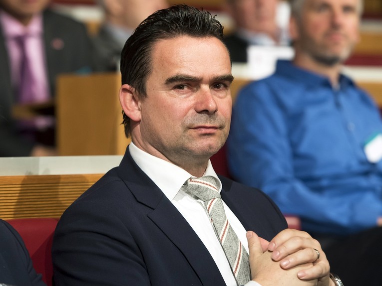 Marc Overmars dao otkaz u belgijskom klubu. Bolestan je