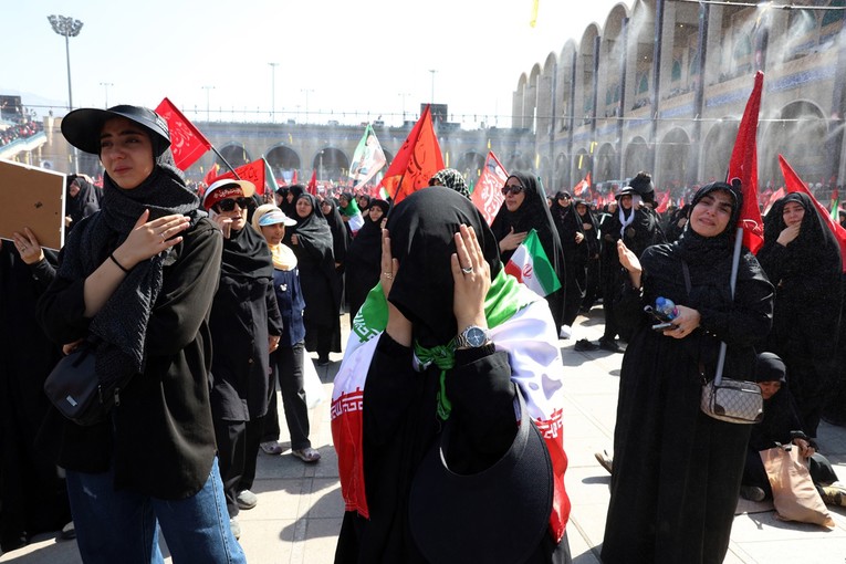 Iran pogubio 23-godišnjakinju, drugoj ženi izrečeno čak deset smrtnih kazni