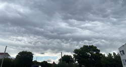 VIDEO Mammatus oblaci prekrili nebo nad Starigradom