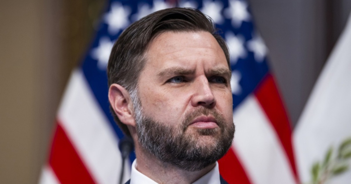 Vance: Neću Trumpa uspoređivati s Isusom, koliko god ga volio