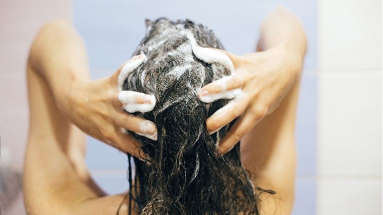 Frizeri tvrde da bi se kosa trebala prati svaka dva do tri dana, objasnili su zašto