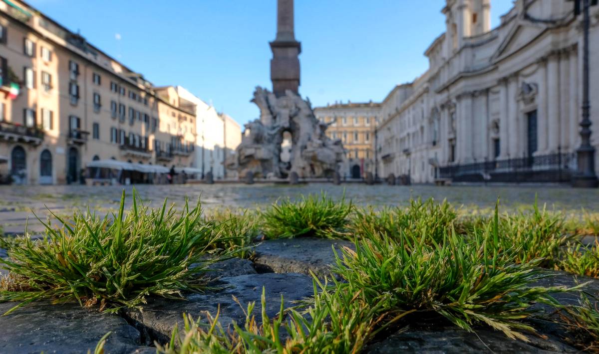 U Italiji umrle još 323 osobe, skoro 1800 zaraženih je na intenzivnoj njezi