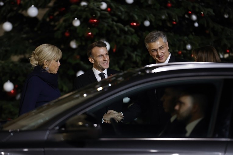 Macron priredio večeru Plenkoviću i hrvatskom izaslanstvu u Parizu