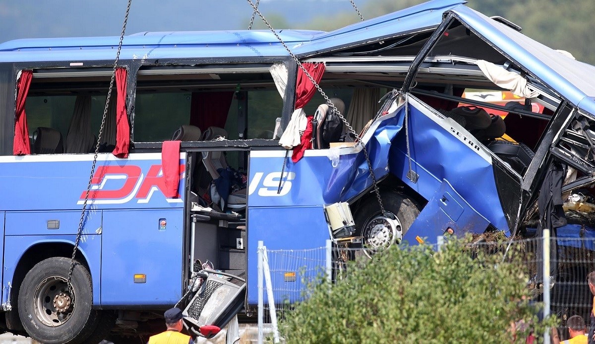 Poljski mediji: Autobus je bio tehnički ispravan, među putnicima bili i svećenici