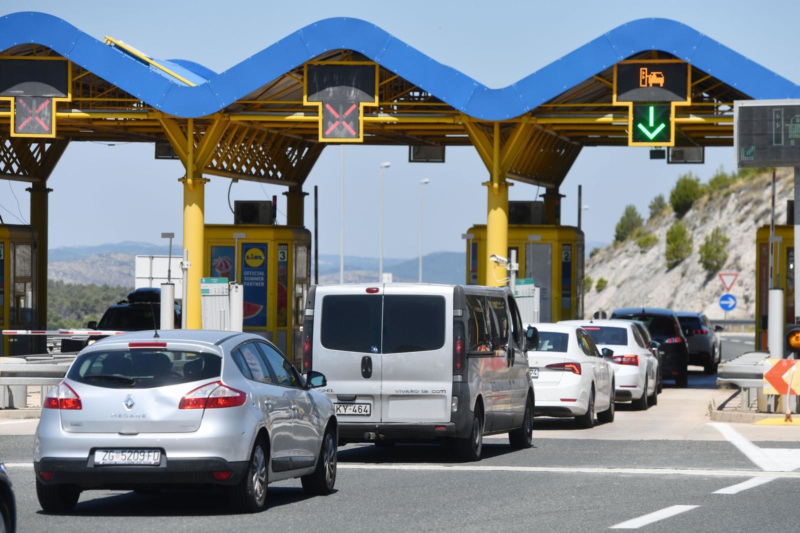 Sprema se novi zakon, cestarina se više neće moći plaćati gotovinom