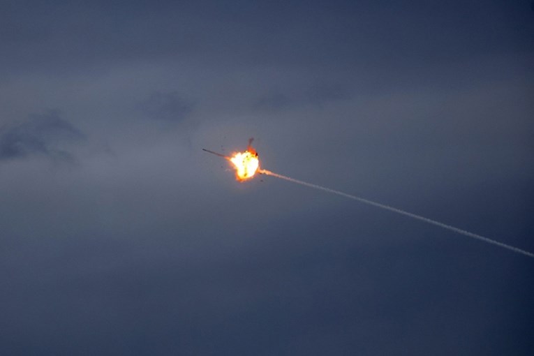 Iran gađao UAE, Jordan i Kuvajt. Ozlijeđeno 12 osoba