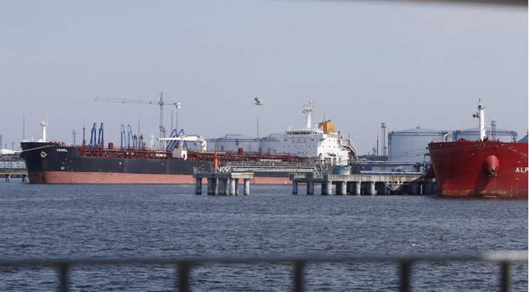 Tri europske zemlje udvostručile isporuke ruske nafte: "Ismijavaju EU"