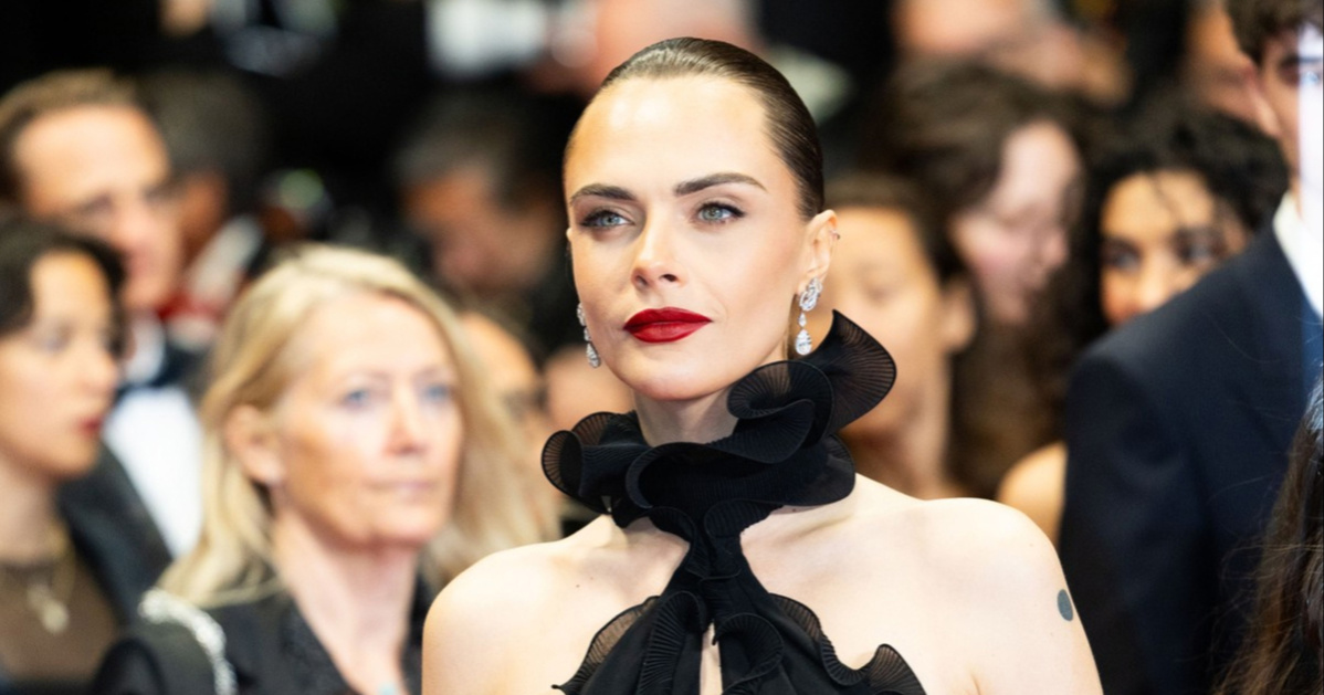 Cara Delevingne zablistala u crnoj Tom Ford haljini na festivalu u Cannesu