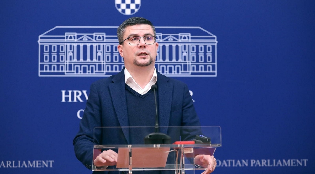 Hajduković: Vlada i institucije su neozbiljno shvatile požar u Osijeku
