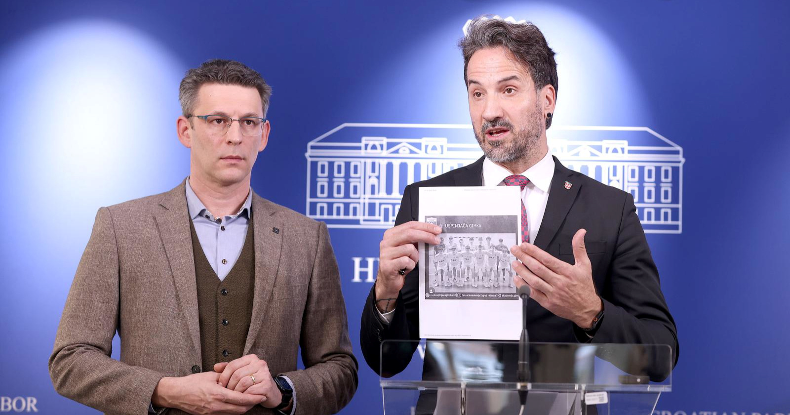 Petrov: Država dopušta da na dresovima djece budu logotipi kladionica i kockarnica