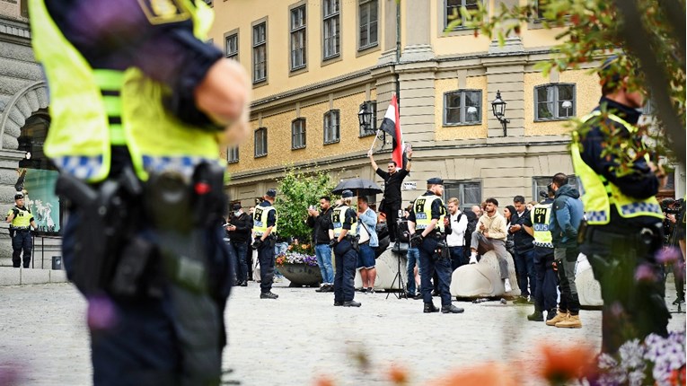 Švedska najavila jačanje sigurnosnih kontrola nakon spaljivanja Kurana
