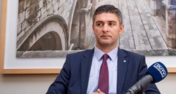Gradonačelnik Dubrovnika u samoizolaciji, žena mu se zarazila