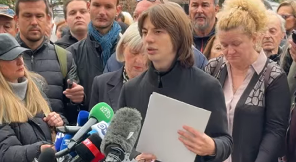 UŽIVO Studenti drže presicu u bivšem Ćacilendu