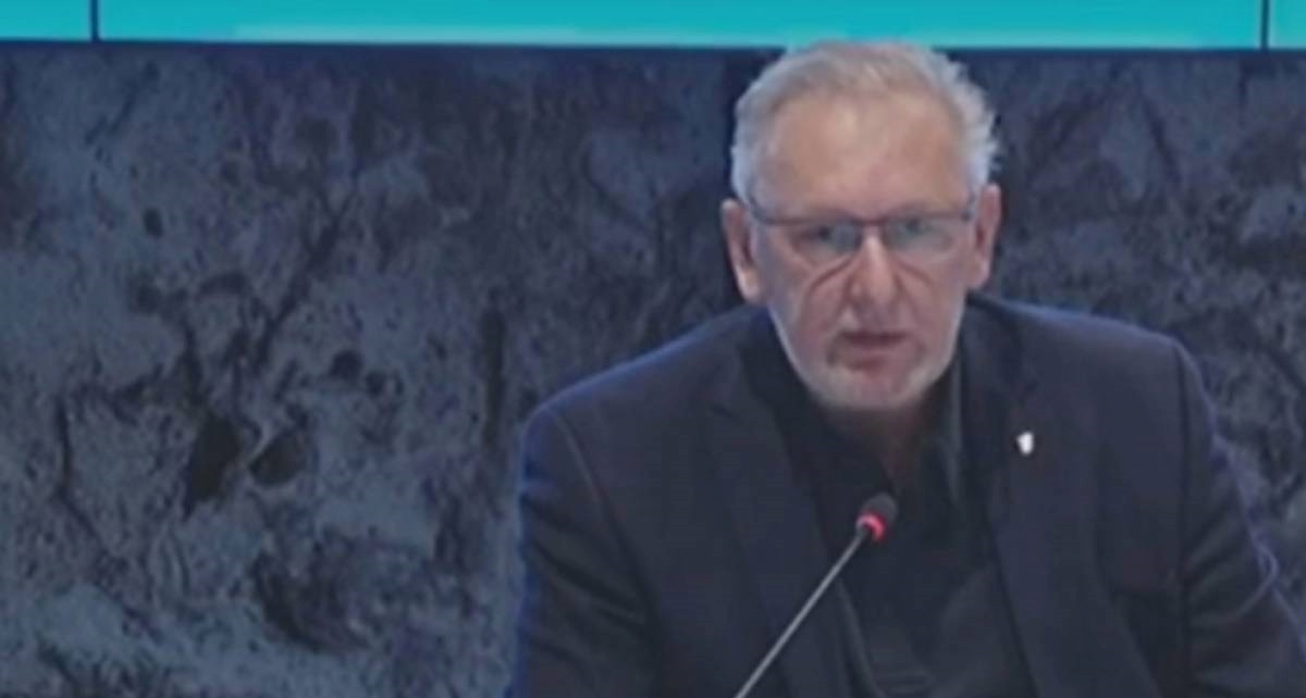 Božinović objavio kad će se trajanje covid-potvrde skratiti na 9 mjeseci