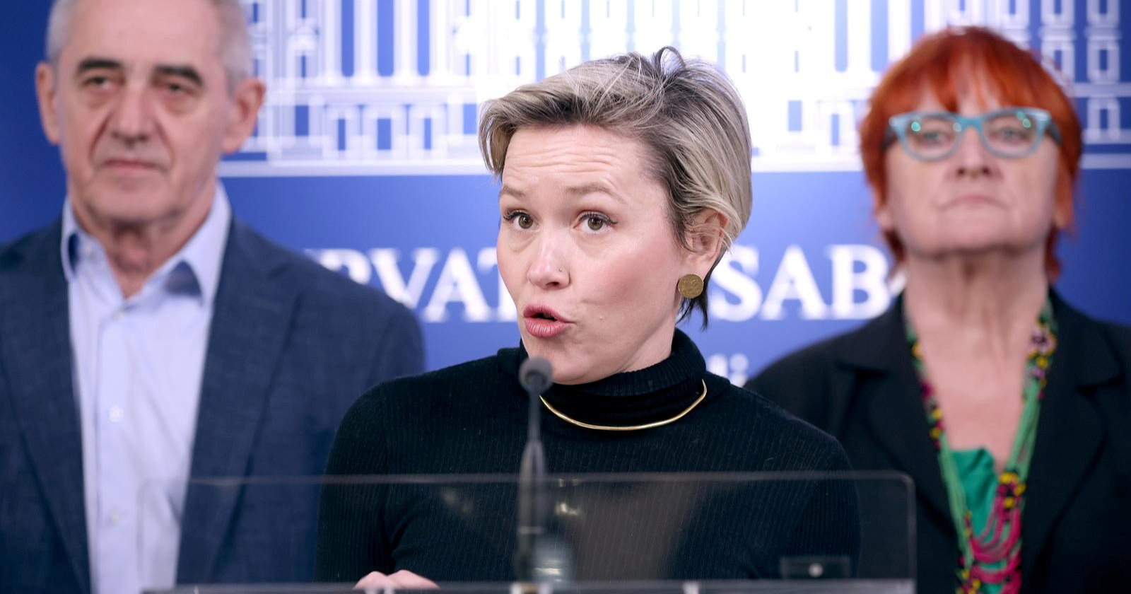 HDZ: Protuzakonito je da Kekin drži predavanja po školama. Kekin: Pozvali su me