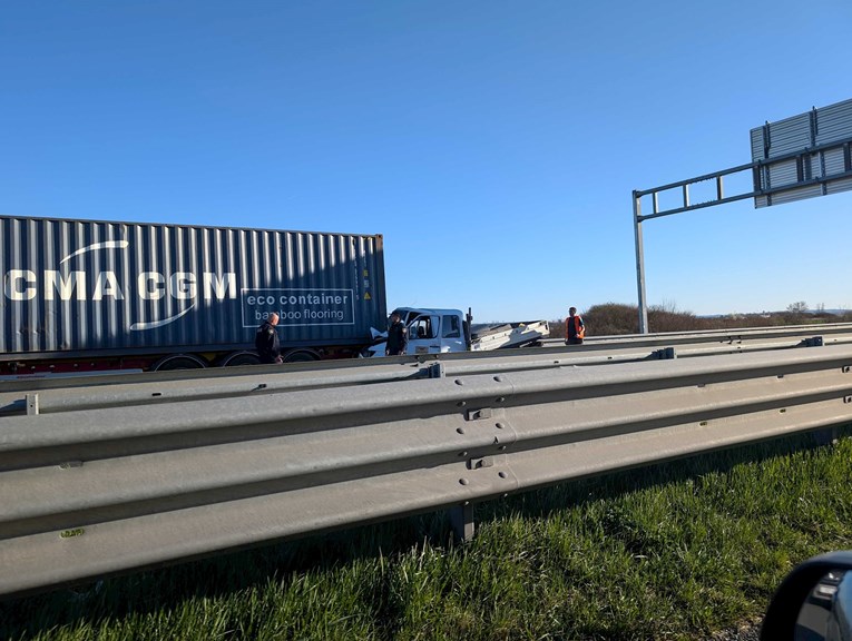 FOTO Dvije prometne nesreće na zagrebačkoj obilaznici, kolona sedam kilometara