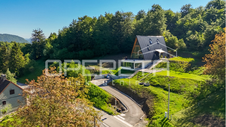 Za 960.000 eura: Vila s bazenom i wellnessom iznad Delnica