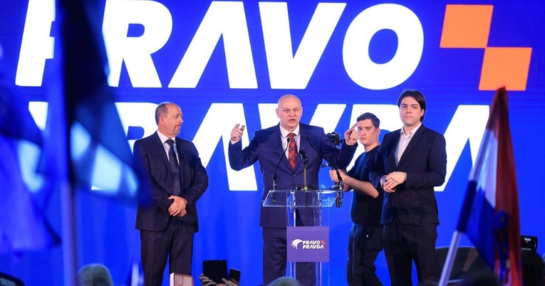 Javio se Kolakušić: Podnosim ostavku u saboru, mislim da je to ispravna odluka