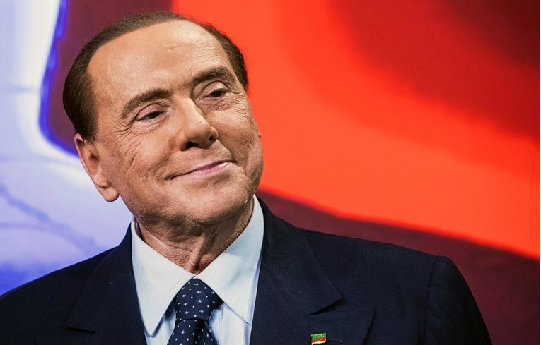 Berlusconi već danas izašao iz bolnice