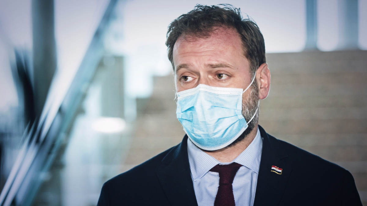 Banožić: U akcijama pomoći nakon potresa sudjelovalo 1100 pripadnika HV-a