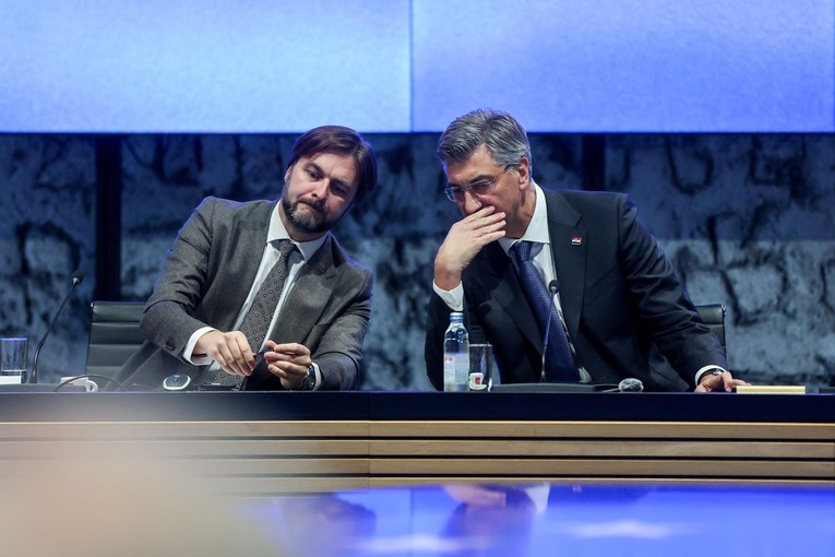 Nove mjere vlade: Veći paušal iznajmljivačima, zamrzavanje plaća u javnom sektoru