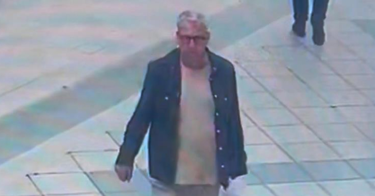 Policija traži ovog muškarca zbog prijetnji novinaru u Splitu