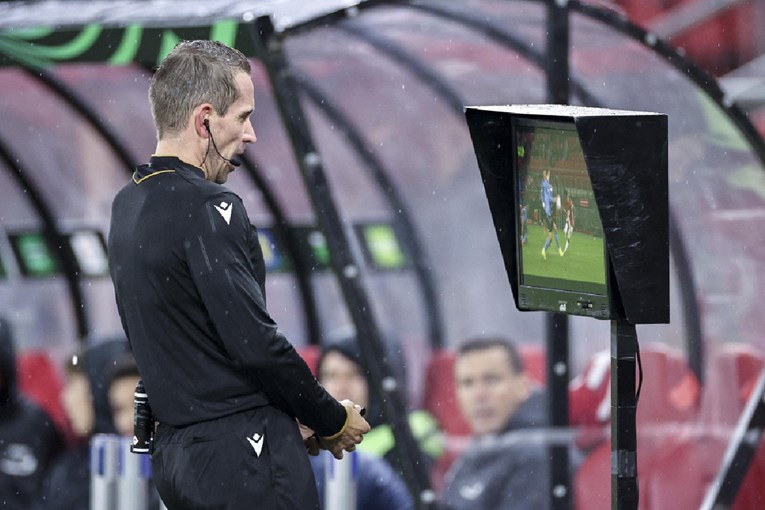 Velike promjene u nogometu. VAR će odsad reagirati u tri nove situacije