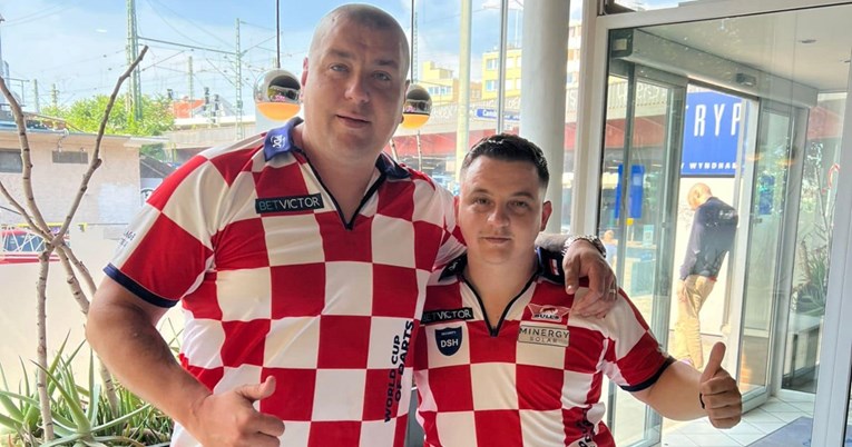 Hrvatska pikado reprezentacija srušila svjetske prvake i prošla u četvrtfinale SP-a