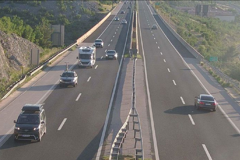 HAC otkrio gdje se najčešće događaju nesreće. "Kad vide more, svi pogledaju dolje"