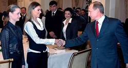 Prijateljice mole Putinovu ljubavnicu da se vrati u Moskvu i završi rat?