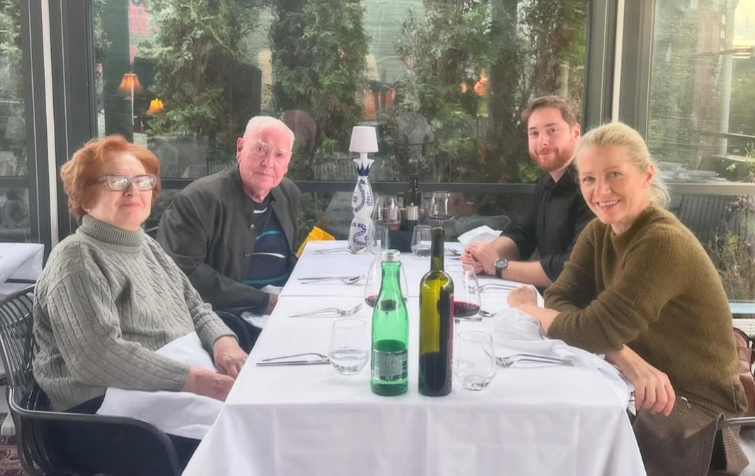 Barbara Kolar objavila rijetku obiteljsku fotku, njezin brat Igor slavio je rođendan