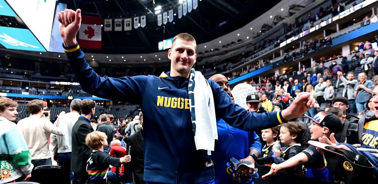 Jokić novim triple-doubleom ispisao povijest, Zubac nemoćan protiv Goberta