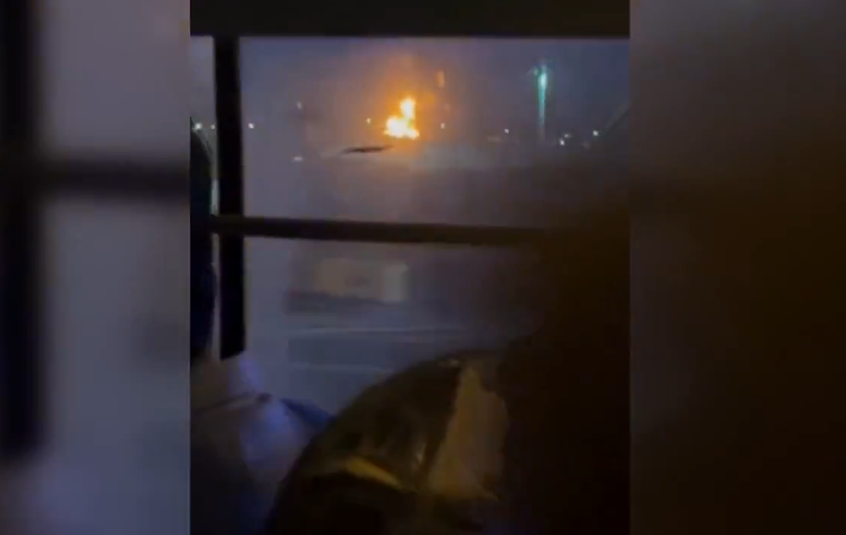VIDEO Požar na aerodromu u Dubaiju, otkazani letovi